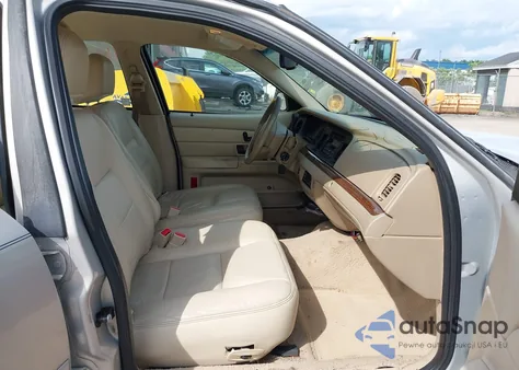 2006 Ford Crown Victoria Lx/Lx Sport z USA, uszkodzony, nr VIN 2FAHP74W16X166890